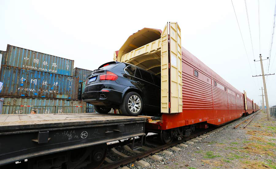 حمل خودرو با قطار